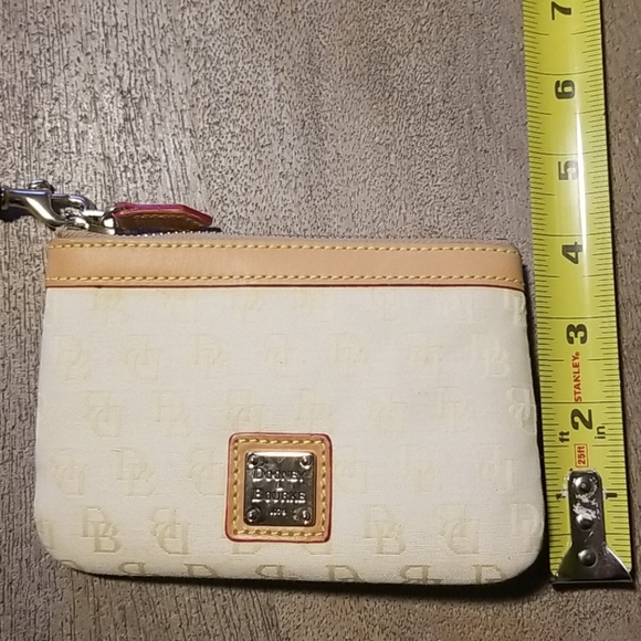 Dooney & Bourke Zipper Wallet Wristlet Change Purs - Picture 11 of 11